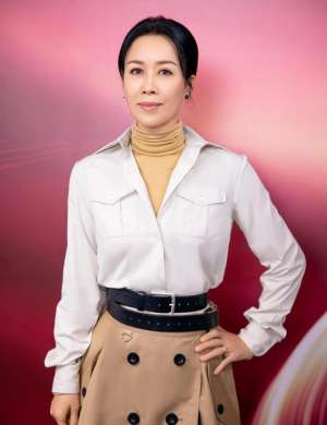 中国最美女歌手排行榜(中国最美的10位女歌手排行榜，她们如果去歌手现场就不会输了1)