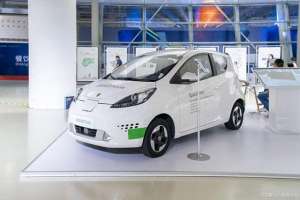 汽车王子(2024年还买油车的人，是“聪明”还是“愚蠢”？看看内行人怎么说)