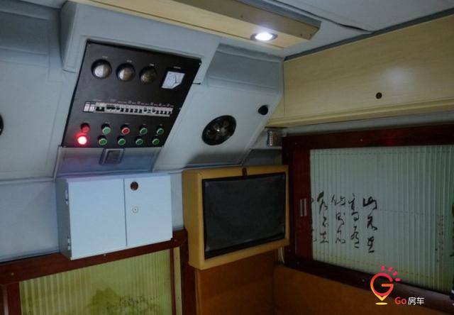2011年网友改的越野房车，现在看起来依然很棒！