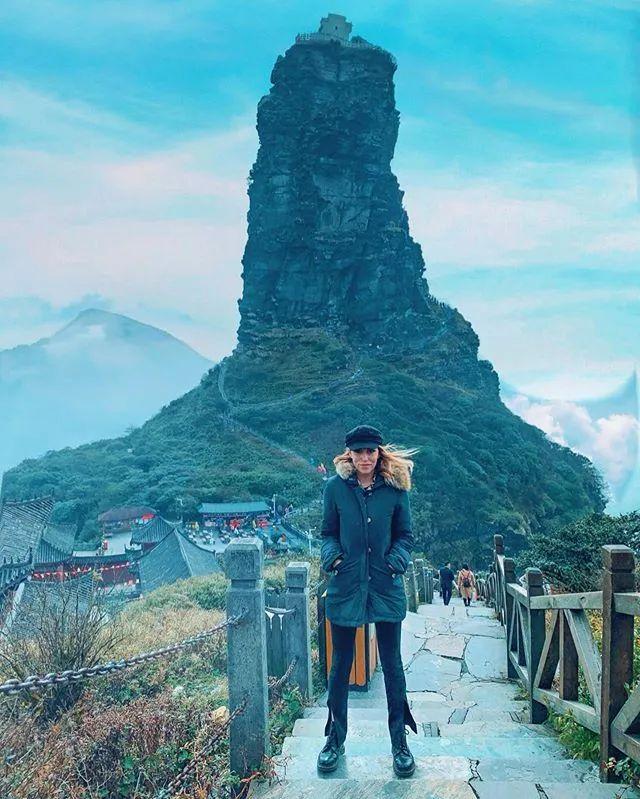 22岁混血美女游历60多个国家,却独爱中国,拍中国风景爆红网络