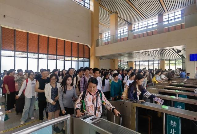 52.6万人次！打破历史纪录！