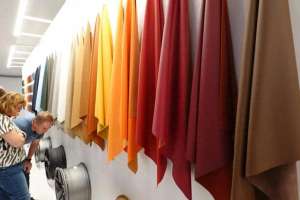 汽车装饰皮革(汽车内饰材料“Nappa皮革”是什么有啥优缺点呢？)