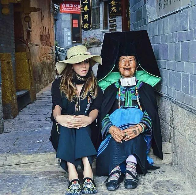 22岁混血美女游历60多个国家,却独爱中国,拍中国风景爆红网络