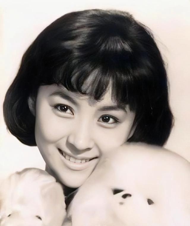 盘点眼睛最好看的10位华人美女演员,每一位都很有特色