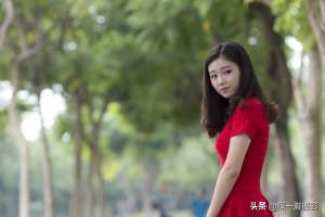 美女面图(美女写真系列之一人多面——菲菲之友)