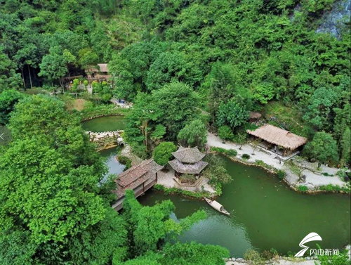 “十万山东人游重庆”——《国学小名士》研学采风踩线活动走进重庆武隆、酉阳