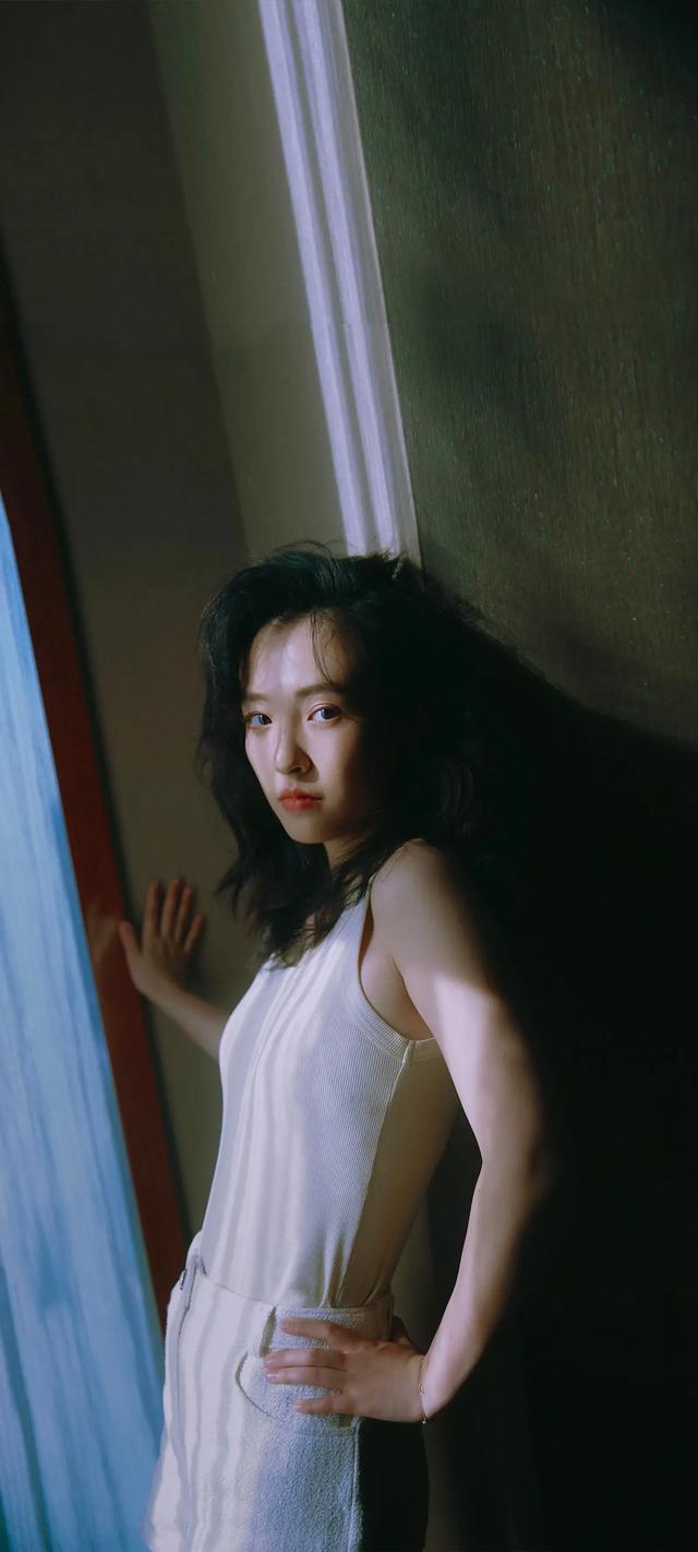 美女系列壁纸第1409期-吴倩
