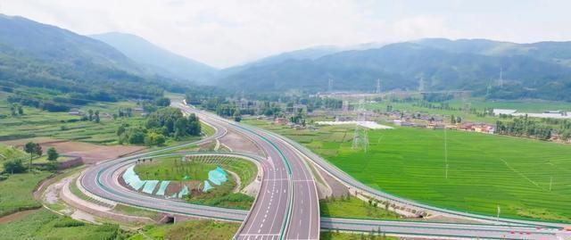 天府新区⇋邛崃，20分钟直达！四川高速里程首破一万公里