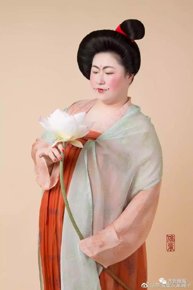 这个吃汤圆的唐朝胖仕女刷爆朋友圈！真人我们找到了！