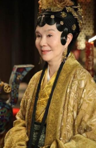 中国10位女戏骨，关东老太因病离世，最后1位是耄耋老人