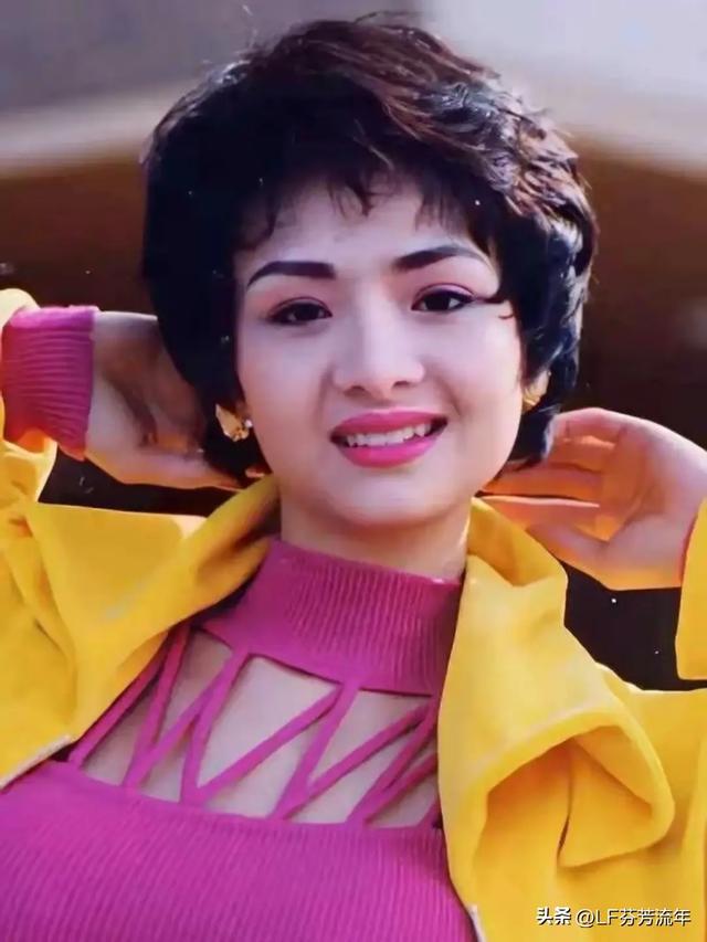 叶子楣的逆袭之路:贫穷少女的波霸女神传奇