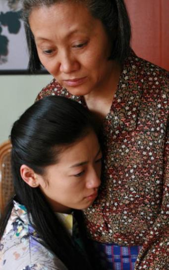 中国10位女戏骨，关东老太因病离世，最后1位是耄耋老人