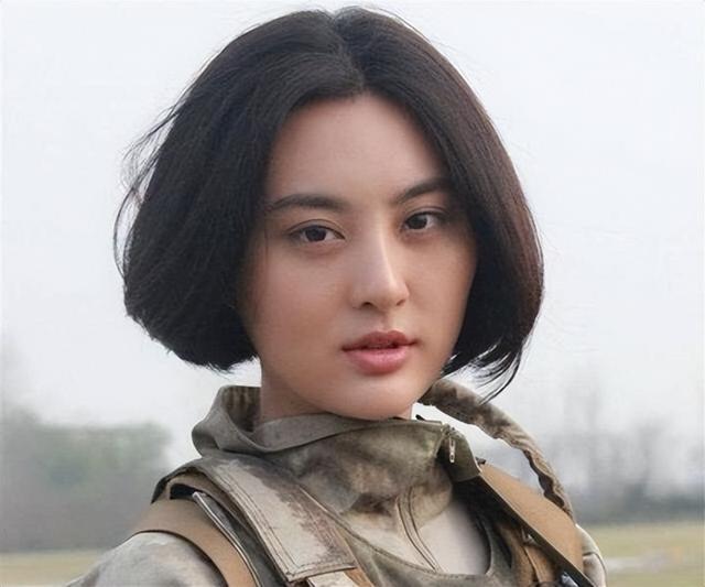 于正用一部剧请来了半个娱乐圈，看完演员表不服不行全是熟人脸