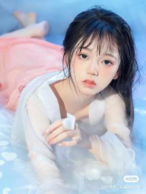 粉色 美女图片(粉色系 美女 高雅 美丽 美图)