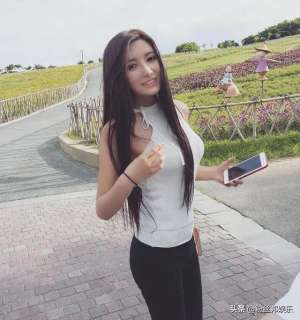 美女小超人(打赏400万遭冷落，神豪退网不回头，女主播曾说喜欢不一定要得到)