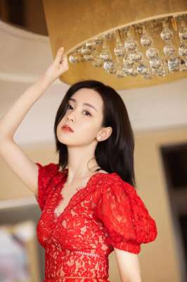美女养眼图片(五位女星养眼美图欣赏，个个美若天仙，你最喜欢谁呢？)