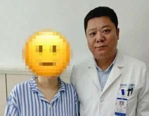 怀孕美女肚子的视频(女子抽脂后剧烈腹痛医生探查后惊呆：肠子4个洞，肚子千疮百孔)