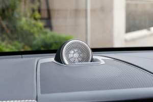 汽车歌曲推荐(盘点外媒评出的2022年4款出色的汽车音响系统，音乐控买车认准了)