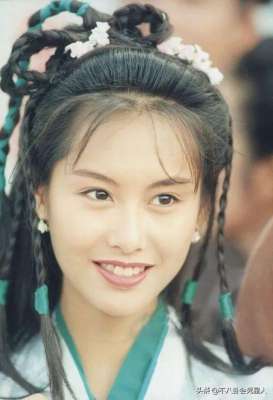 脸瘦的美女(大美人也不能太瘦5位过瘦的女星，脸挂不住肉，老相突出)