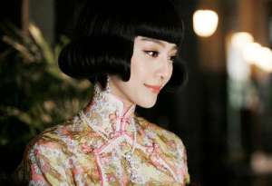 大胸美女多的电视剧(《金大班》：妖艳、毯星、艳压、胸大。。。我真的只是范冰冰颜粉)