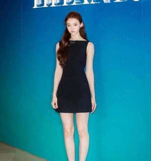 尽美小学美女(最美小学生长大了，身高174颜值惊艳，堪称零缺陷美女)