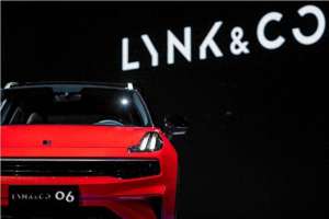 汽车改色膜贴膜教程(车辆改色过程)