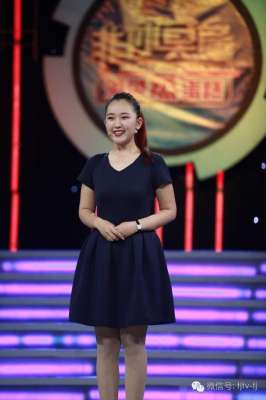 非你莫属 美女(港荣蒸蛋糕《非你莫属》美女求职者与老板“斗舞”)