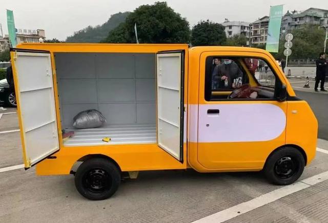 进军快递业！五菱申报4轮微型厢式电动车：限乘1人，车宽仅1米
