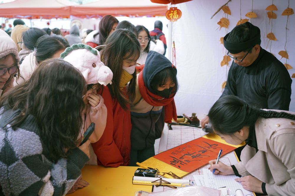 镜观·回响丨影像见证75载中越人文交流