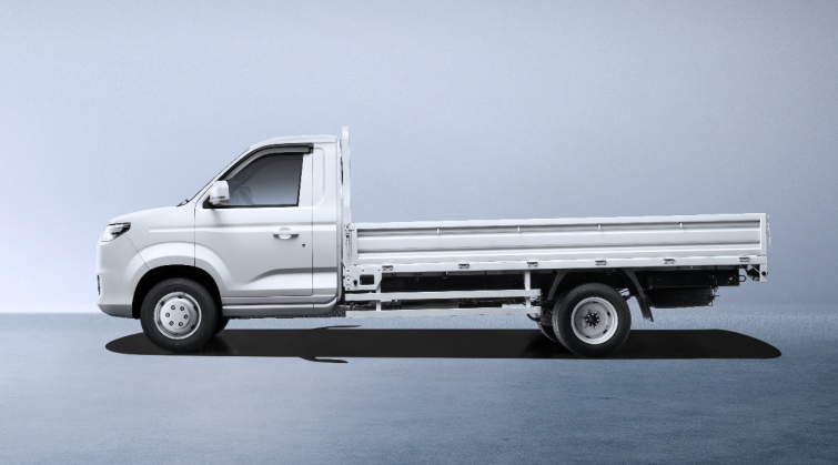 全域智慧 双车齐发!瑞驰汽车卡系双子星C5/C3于2025世界智博会开启预售